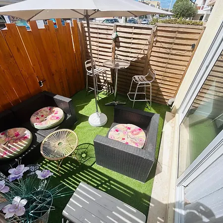 Apartment Gstudio Climatise Avec Terrasse 300 M De La Expo Sud Cosy Que Du Bonheur